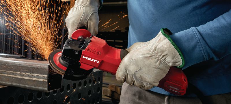 AG 125-20D Angle grinder Brushless 2000W angle grinder with dead man’s switch for cutting and grinding in metal, concrete, and masonry with discs up to 125mm Applications 1